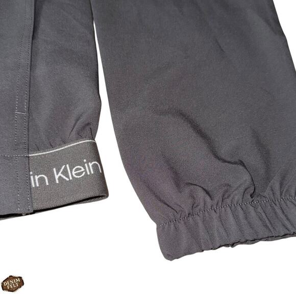 Calvin Klein Modern Sport Windbreaker Jacket Boulevard Grey Size S - NEW/NWT!! - Picture 9 of 16